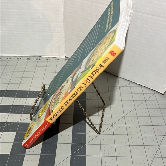 Instant Pot Cookbook - Picture 3 of 7